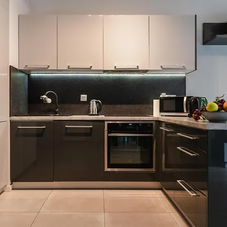 Апартаменты Apartwro - Przestronny Apartament Z Tarasem 5 Min Od Rynku Garaz Projektor Вроцлав